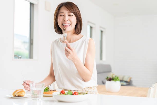 What do Japanese eat for breakfast